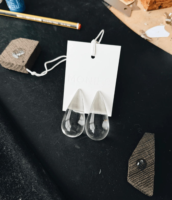 热搜今年的耳环又火了！开元ky棋牌王菲春晚上(图4)